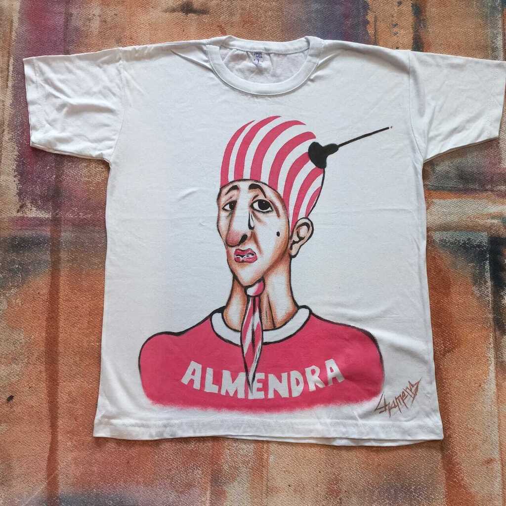 Remera Pintada A Mano De Almendra Spinetta thumbnail 3