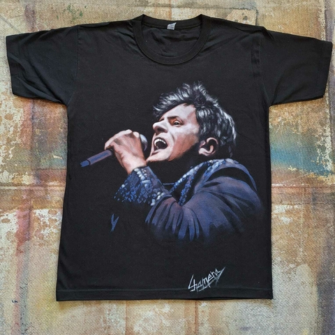 REMERA DE CIRO MARTINEZ PINTADA A MANO