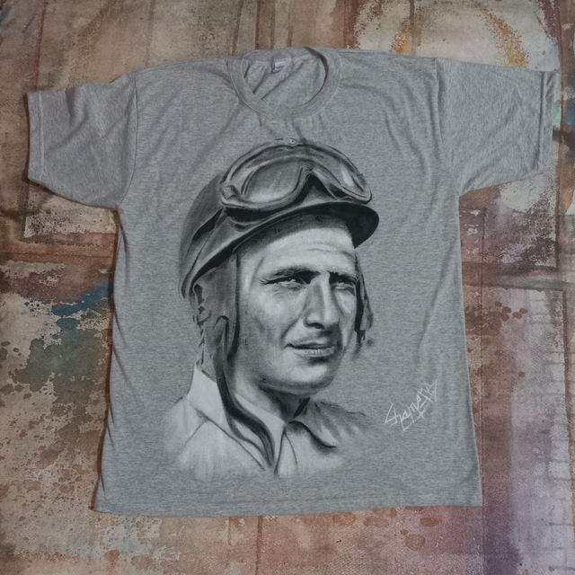 Remera De Juan Manuel Fangio Pintada A Mano thumbnail 2