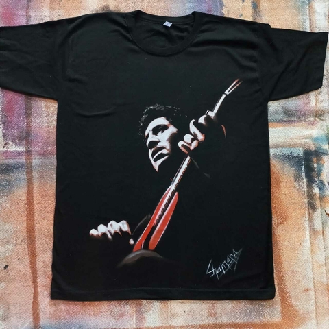 REMERA PINTADA A MANO DE VICTOR JARA