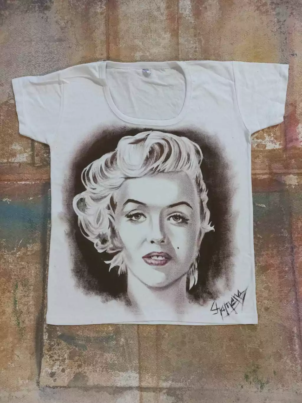 Remera Pintada A Mano De Marlyn Monroe thumbnail 3