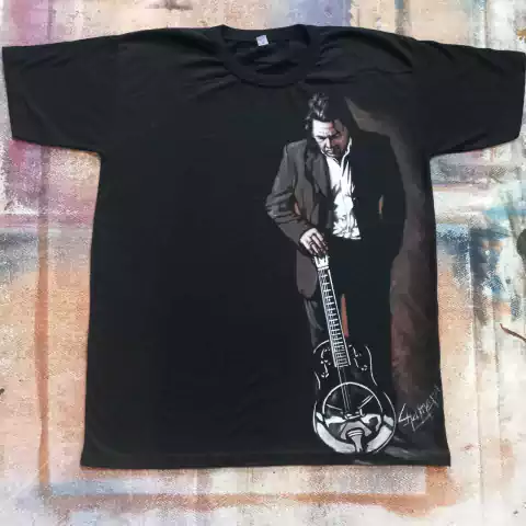 REMERA PINTADA A MANO DE PAPPO 1