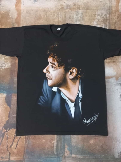 REMERA PINTADA A MANO DE GUSTAVO CERATI 1