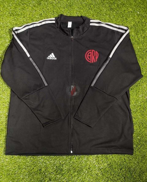 Campera CARP supertalles