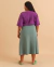 Saia Midi com Bolsos Inclinados Verde Folha na internet
