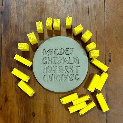 MANUSCRITA | MAIÚSCULA | 1,4cm