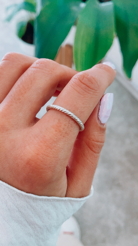 Anillo enroscado
