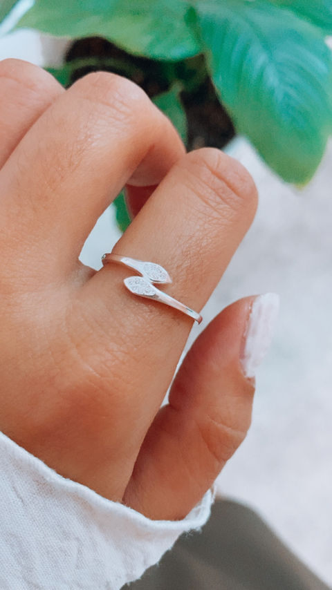 ANILLO DOBLE HOJA MICROPAVÉ