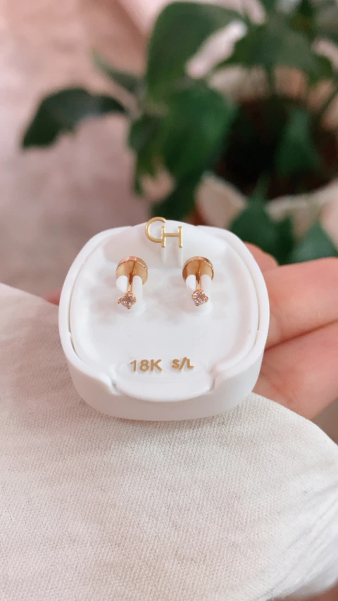 ABRIDORES ORO 18K MINI CUBIC - comprar online