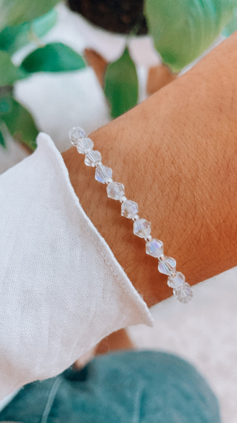 Pulsera cristales transparentes tornasolados