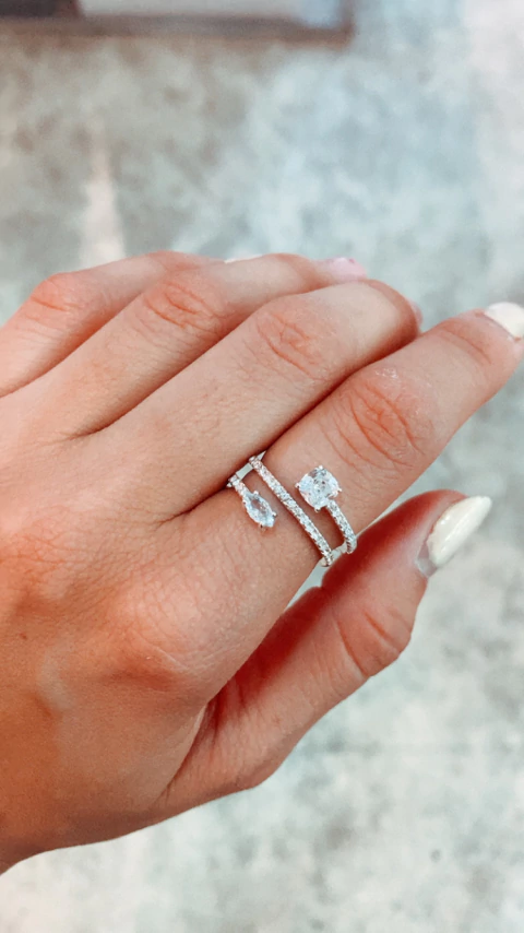 ANILLO ABRAZO TRIPLE - comprar online