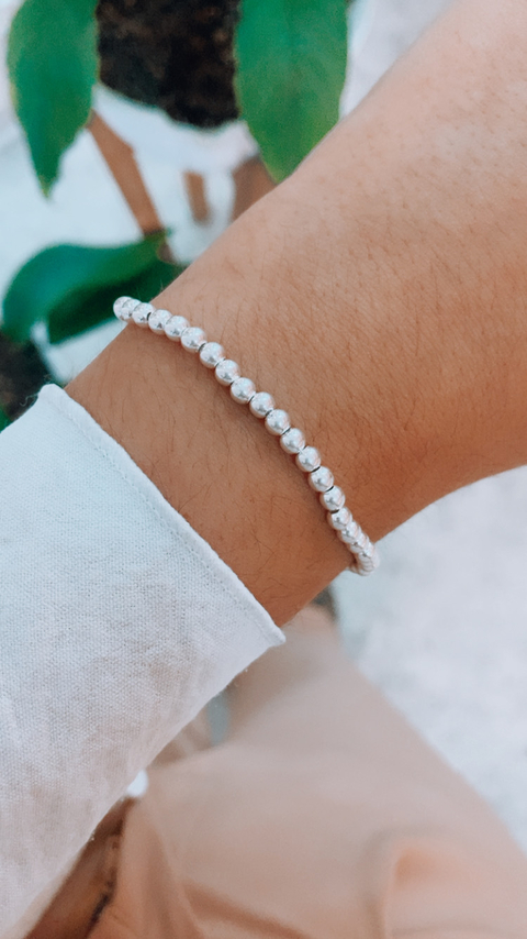 Pulsera bolitas de plata elastizada