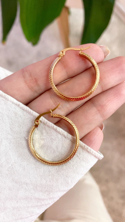 Argollas acero dorado 25mm