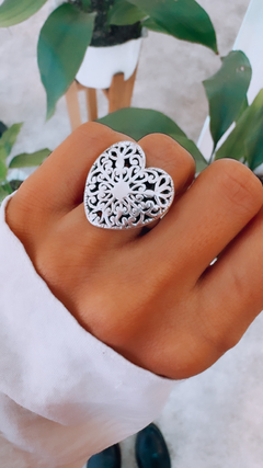 CORAZON PILI