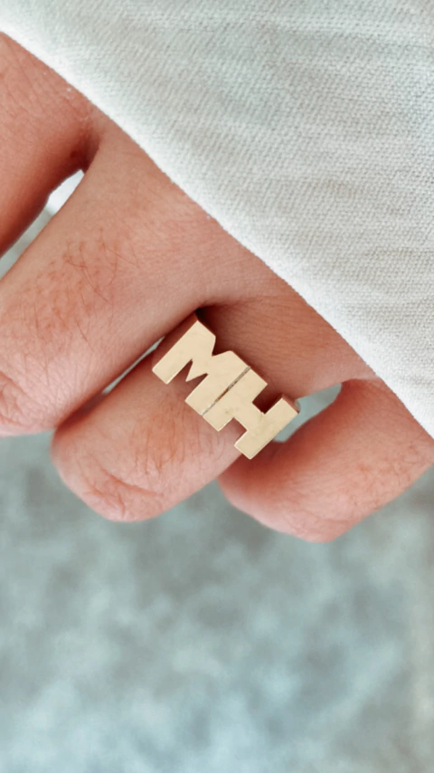 ANILLO INICIALES PLATA Y ORO - comprar online