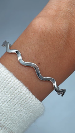 ESCLAVA ONDULADA FINA