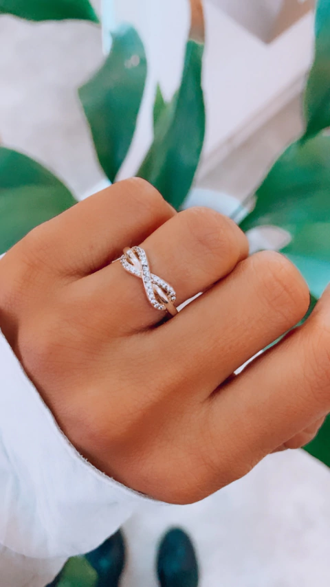 anillo infinito linea