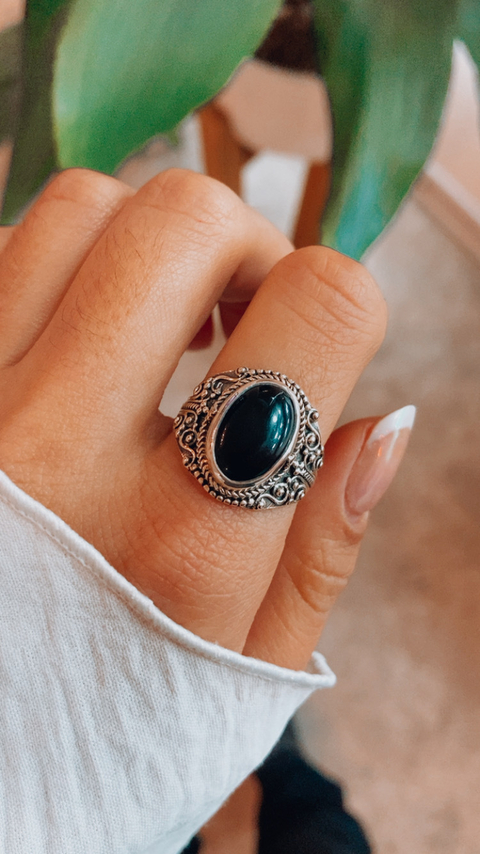 anillo negro