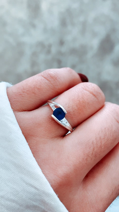 Anillo abrazo cubic azul - comprar online