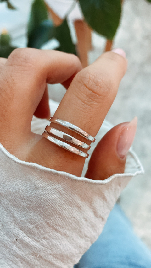 Anillo triple línea calado