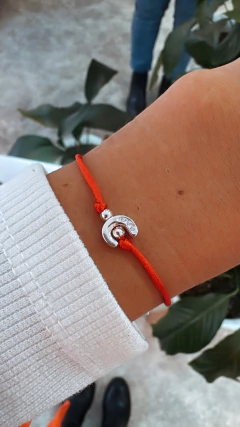 PULSERA INICIAL PLATA E HILO en internet