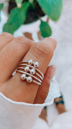 Anillo 6 BOLITAS