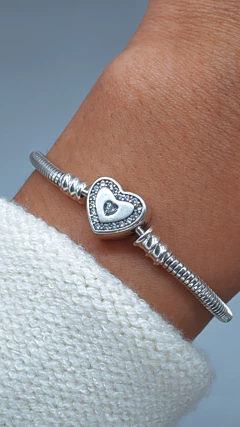 PULSERA CON CIERRE CORAZON Y PAVÉ - comprar online