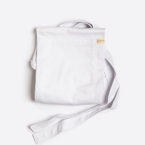 Faldón de Color Blanco en Gabardina