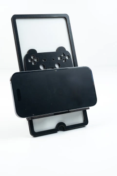 PORTACELULAR JOYSTICK - Somos de Madera