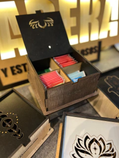 CAJA DE TÉ MANO DE FATIMA en internet