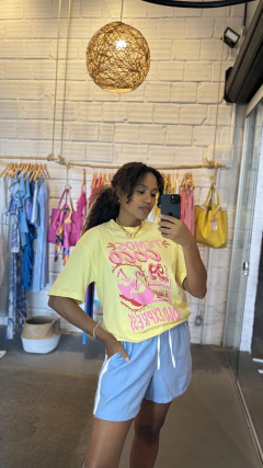 Camiseta Coco Express Amarela na internet