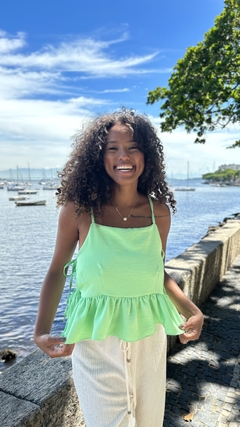 Blusa Bata Lana Verde - comprar online