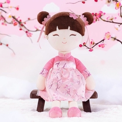 GLOVELEYA - BONECA 40CM ORIENTAL - ROSA