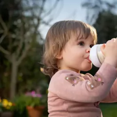 AVENT - MAMADEIRA PÉTALA 3.0 330ML - TRANSPARENTE