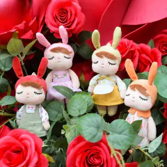 MINI - METOO DOLL - BONECA 17CM ANGELA CAMPONESA - ROSA - Mamu Kids Store