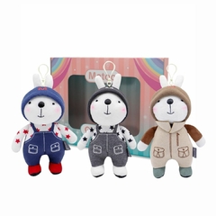 METOO DOLL - KIT COM 3 MINI PELÚCIA COELHO 17CM COM CAIXA DECORATIVA
