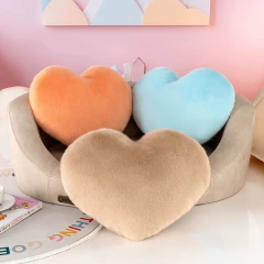 GLOVELEYA - ALMOFADA PELÚCIA CORAÇÃO - MARROM - loja online