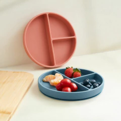 BUBA - PRATINHO EM SILICONE COM VENTOSA - AZUL ESCURO - Mamu Kids Store