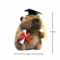 PELÚCIA CHAVEIRO CAPIVARA 12CM - FORMATURA - comprar online