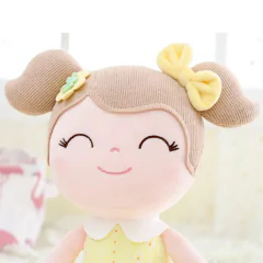 GLOVELEYA - BONECA 40CM SPRING CLÁSSICA - AMARELA na internet