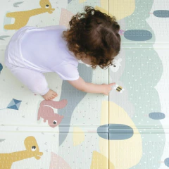 BUBA - TAPETE DOBRÁVEL DUPLA FACE IMPERMEÁVEL CLOUDY na internet