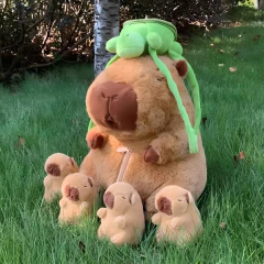 PELÚCIA MAMÃE CAPIVARA COM 4 FILHOTES na internet