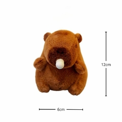 PELÚCIA CAPIVARA 12CM APERTA BARRIGUINHA BOLINHA DE CHICLETE - comprar online