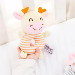 PELÚCIA COM CHOCALHO ANIMAIS 0M+ - ALCE - Mamu Kids Store