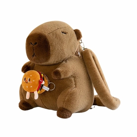 MOCHILA CAPIVARA COM CHAVEIRO HAMBÚRGER 35 CM