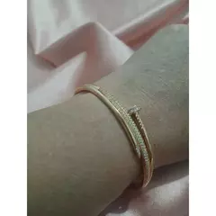 Bracelete Prego Unissex Folheado Cravejado Três Fios Dourado na internet
