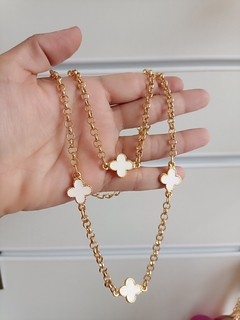 Colar duplo insipiração Virgínia branco