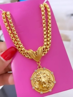 Inspiração Versace luxo