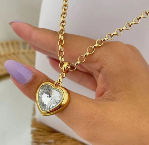 Colar coração love