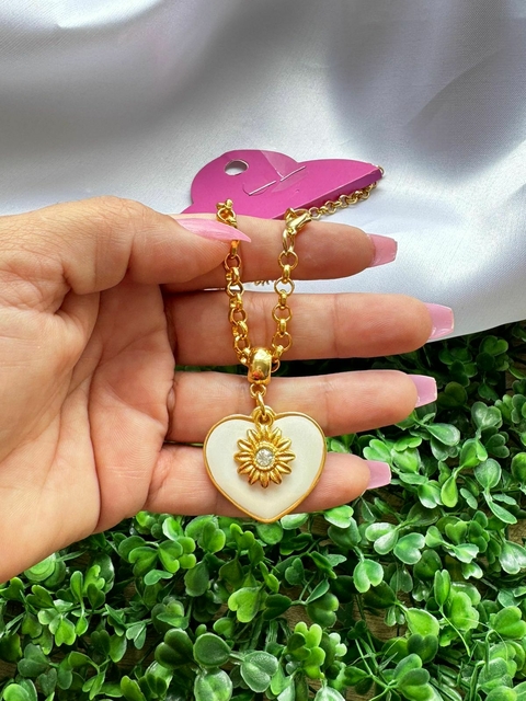 Colar ternura em flor
